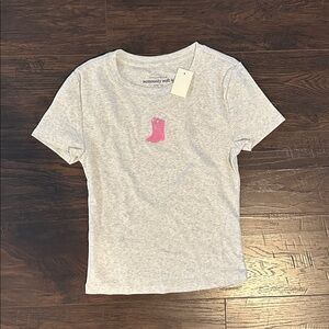 BRAND NEW cowgirl embroidered baby tee🤠